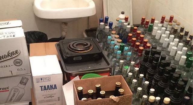 В Балашихе было проведен антиалкогольный рейд, в ходе которого были изъяты тысячи бутылок алкоголя 