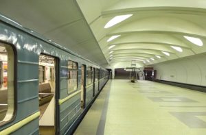 Сегодня, 2 февраля, на "Алтуфьево" человек попал под поезд метро